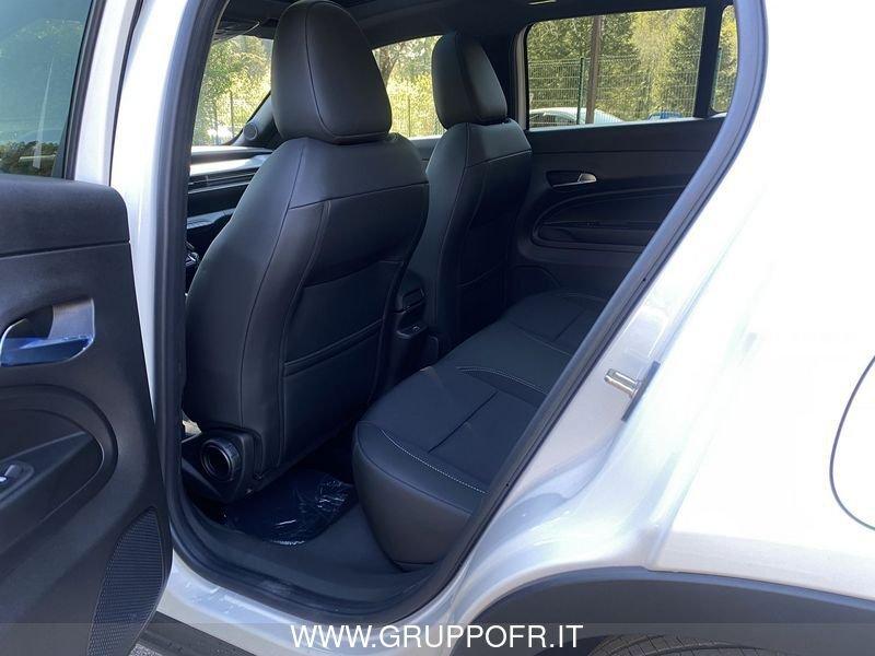 Jeep Avenger 1.2 Turbo 110 CV MHEV Summit