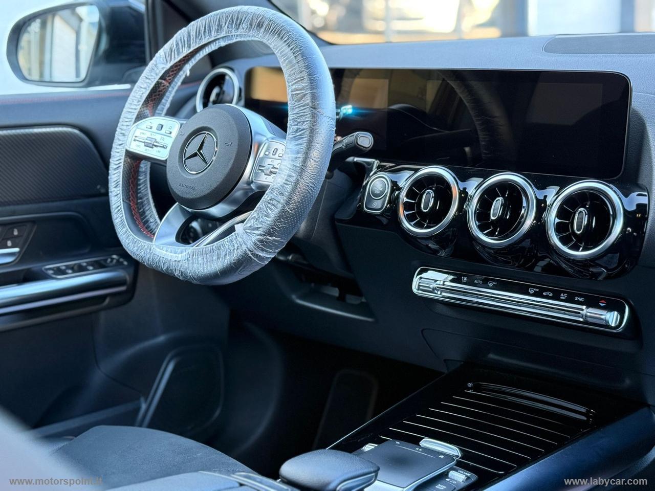 MERCEDES-BENZ GLA 180 d Automatic Premium