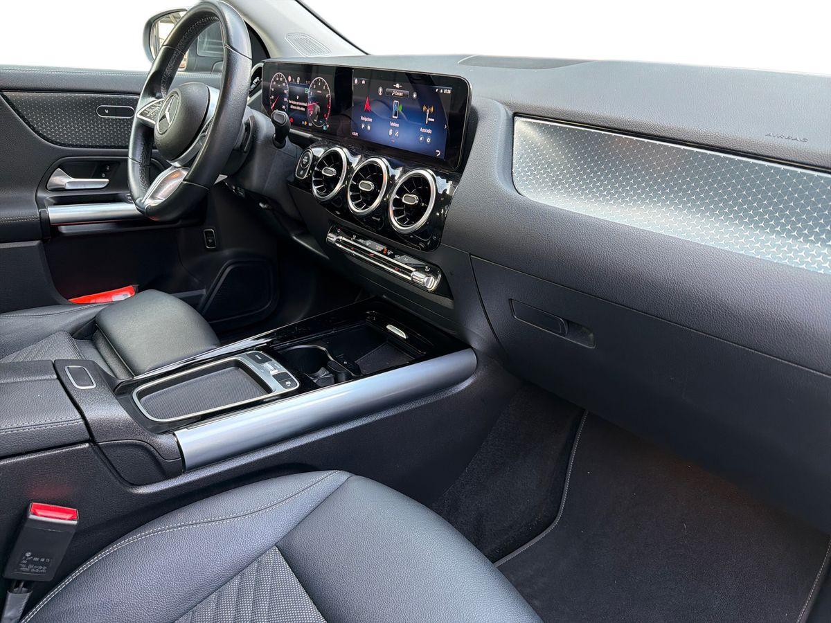 Mercedes-Benz GLA 180 Progressive Advanced auto