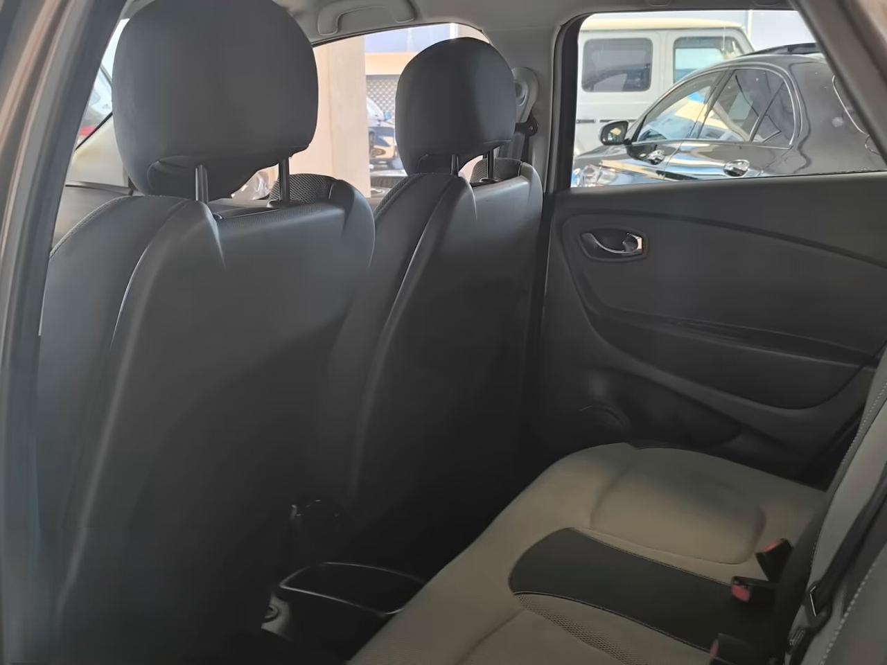 Renault Captur TCe 12V 90 CV