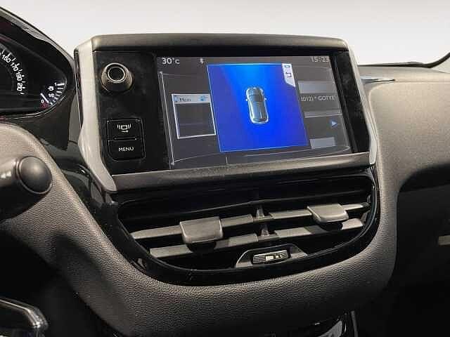 Peugeot 208 1.4HDI 68CV Allure - NEOPATENTATI