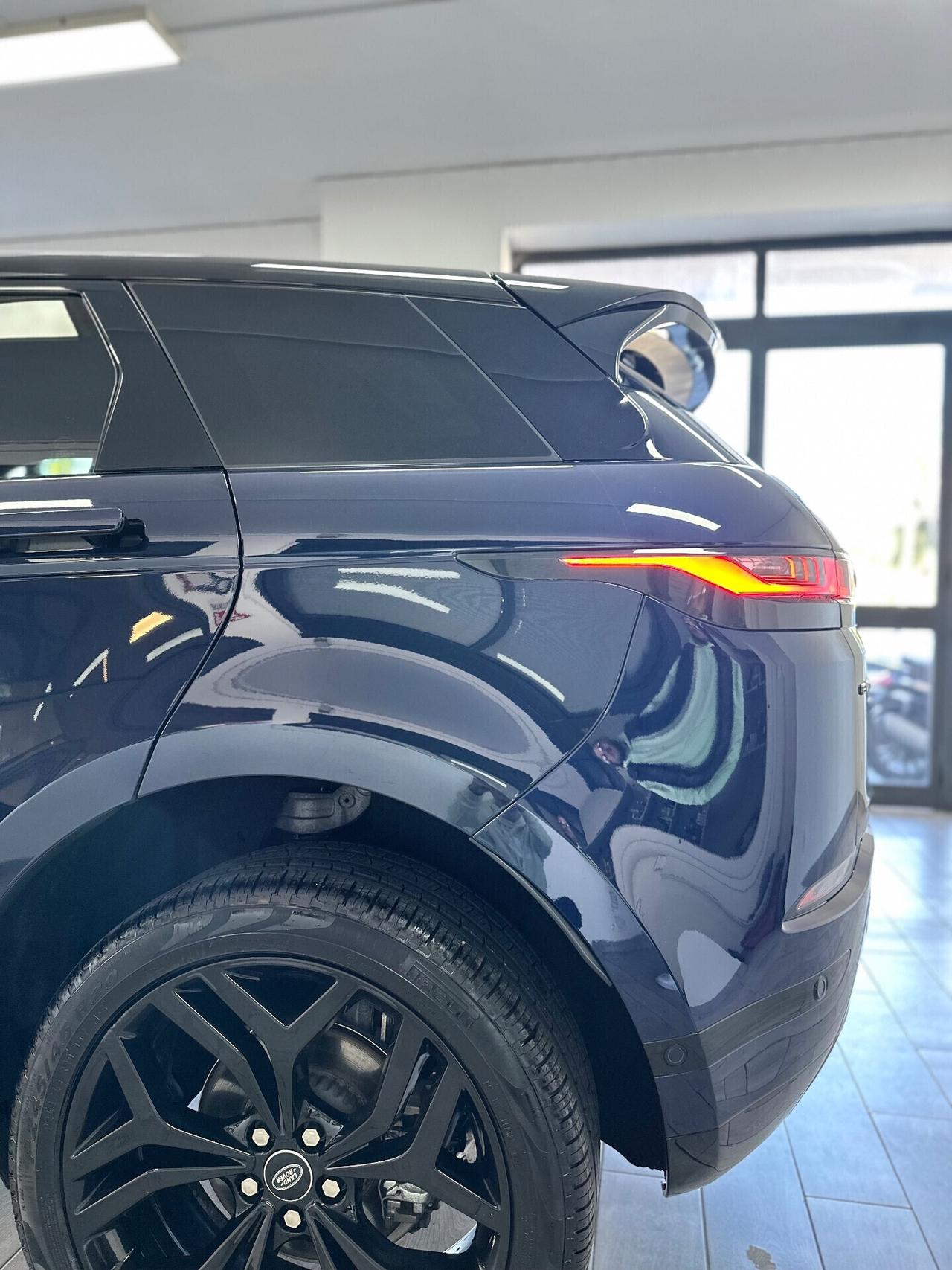 Land Rover Range Evoque 2.0D I4 204 CV AWD Auto R-Dynamic HSE