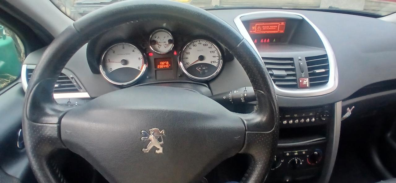 Peugeot 207 1.6 HDi neopatentati