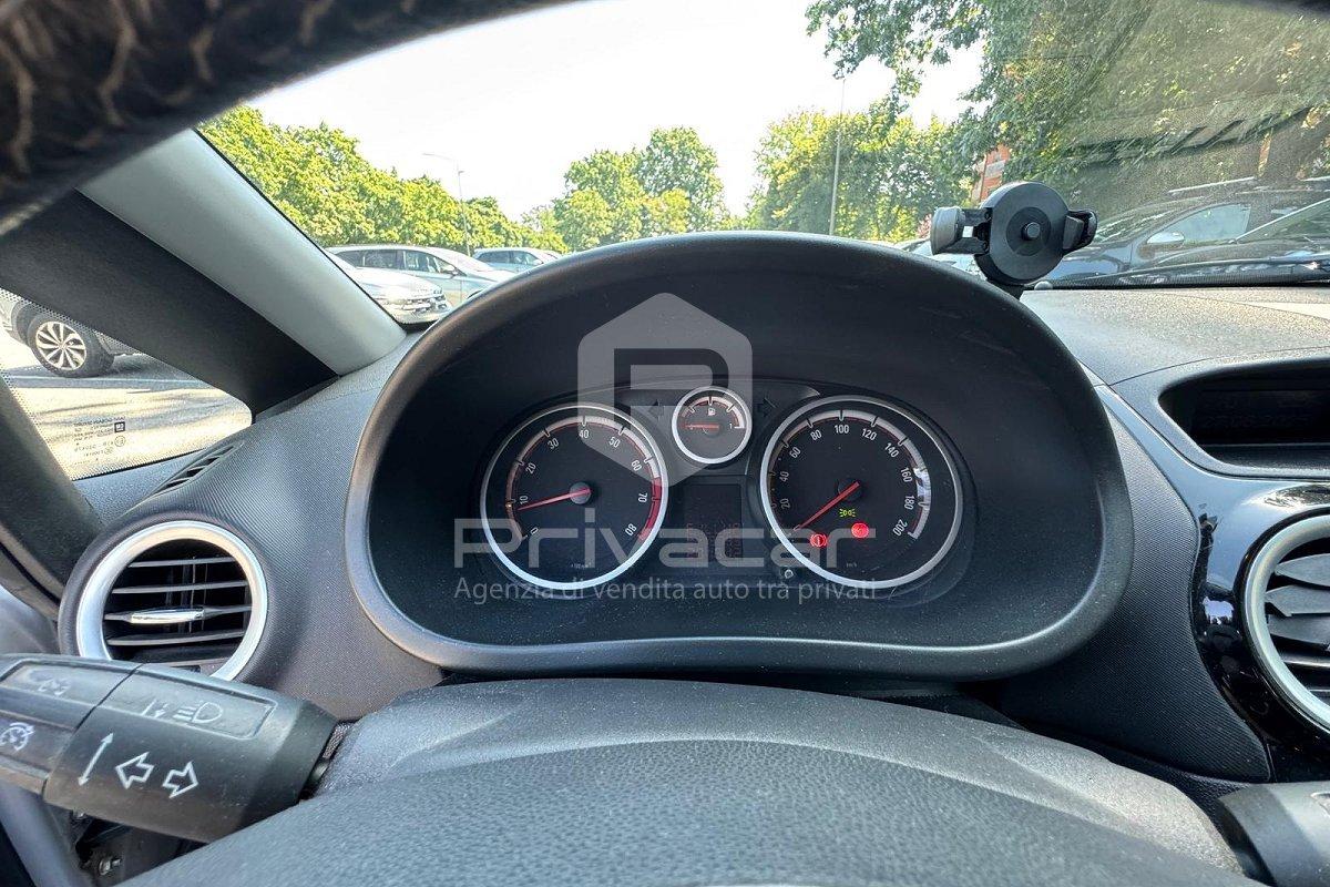 OPEL Corsa 1.2 5 porte Club