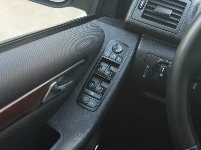 MERCEDES-BENZ A 180 CDI Aut. Elegance