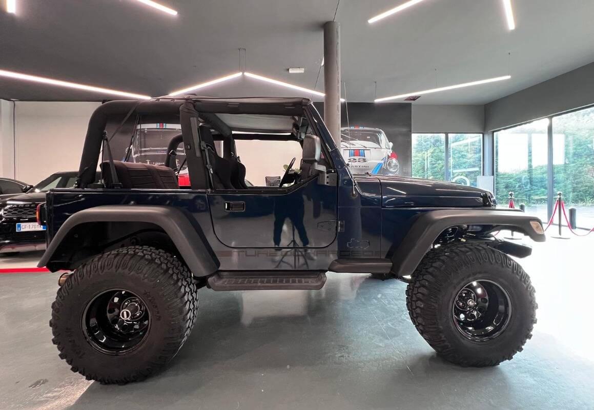 Jeep Wrangler 4.0 Sport c CL hard top