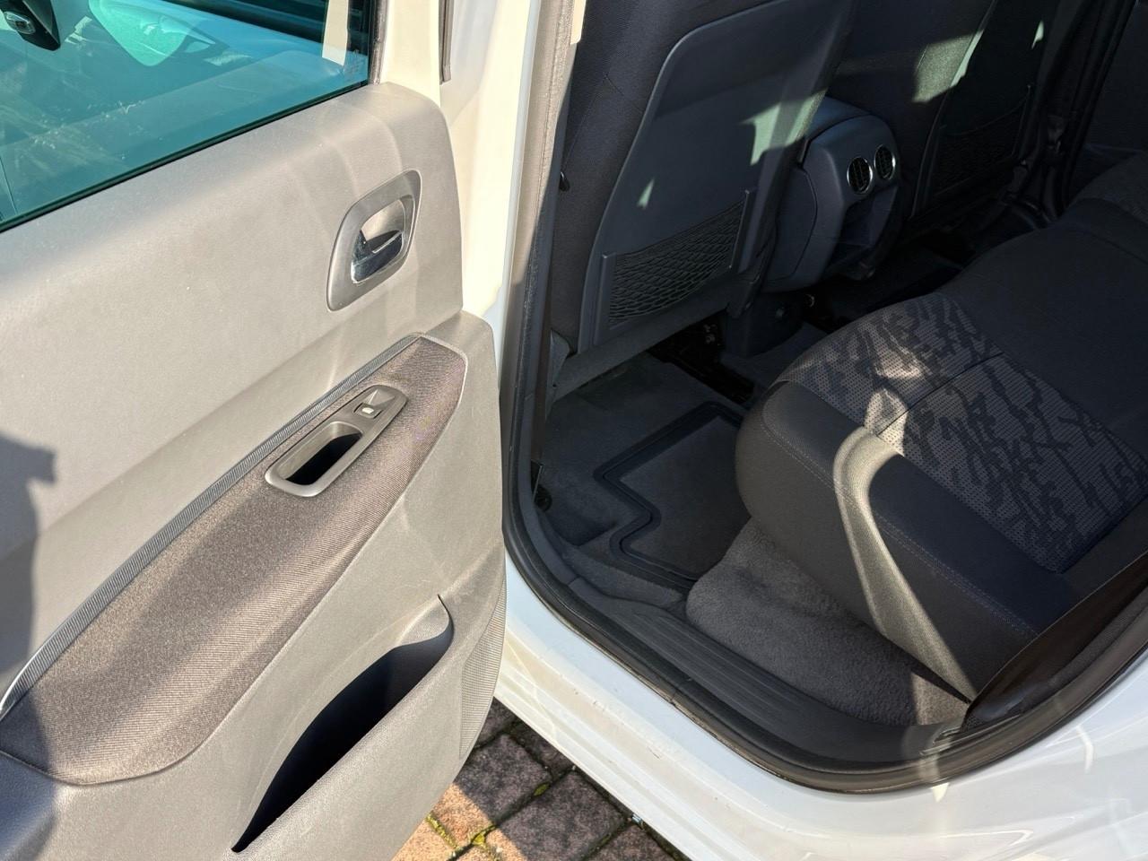 Peugeot 3008 1.6 HDi 112CV