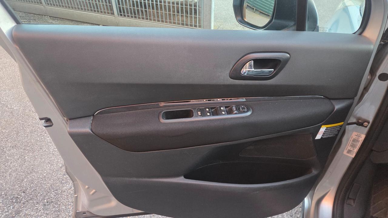 Peugeot 3008 1.6 VTi 120CV Premium unico proprietario