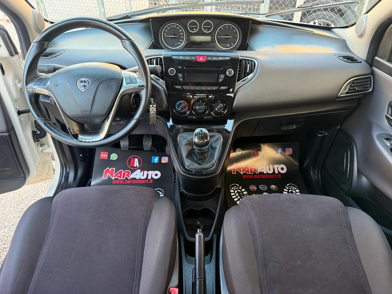Lancia Ypsilon 1.2 69 CV 5 porte