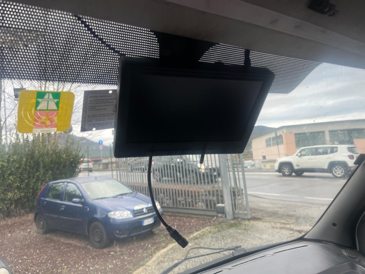 Iveco Carroattrezzi chiuso Daily Motore RIFATTO