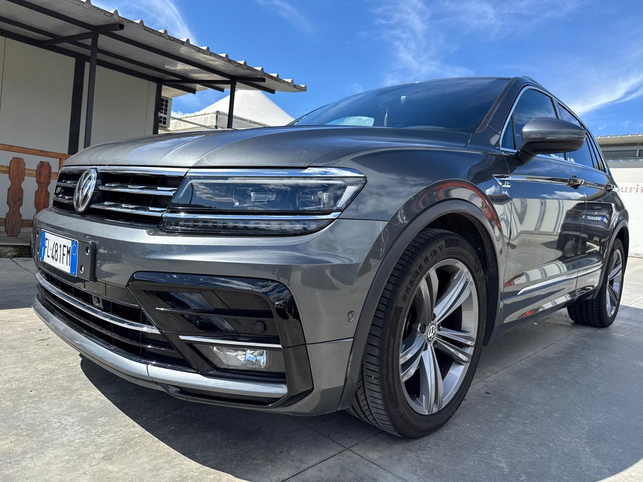 Volkswagen Tiguan 2.0 TDI DSG 4MOTION R-Line