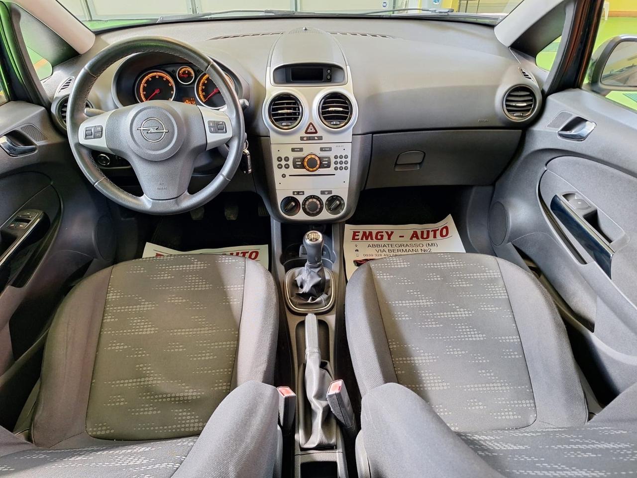 Opel Corsa 1.2benzina, 5 porte NEO PATENTATI