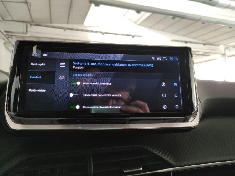 PEUGEOT 2008 2ª serie - 2008 Hybrid 145 e-DCS6 Allure