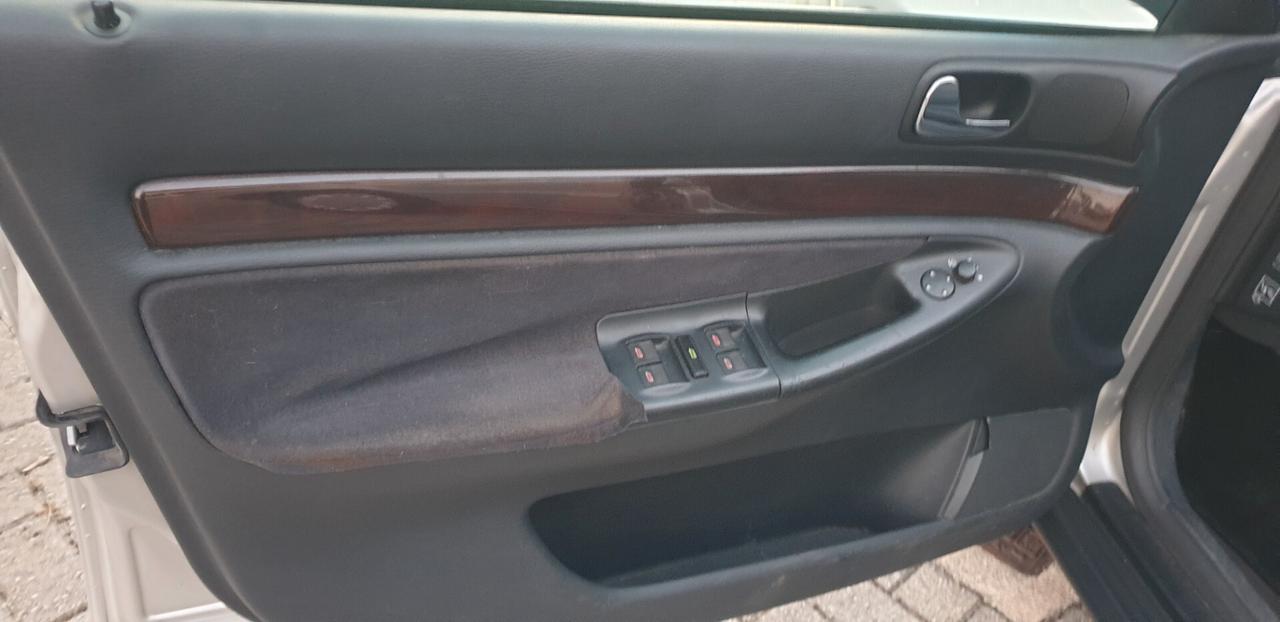 Audi A4 1.8 cat