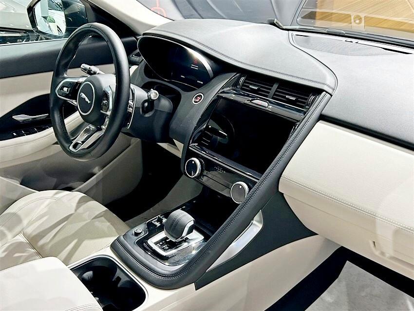 Jaguar E-Pace 2.0D I4 163 CV AWD Auto S