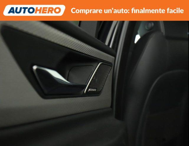 JAGUAR XE 2.0 D 204 CV AWD aut. R-Dynamic Black