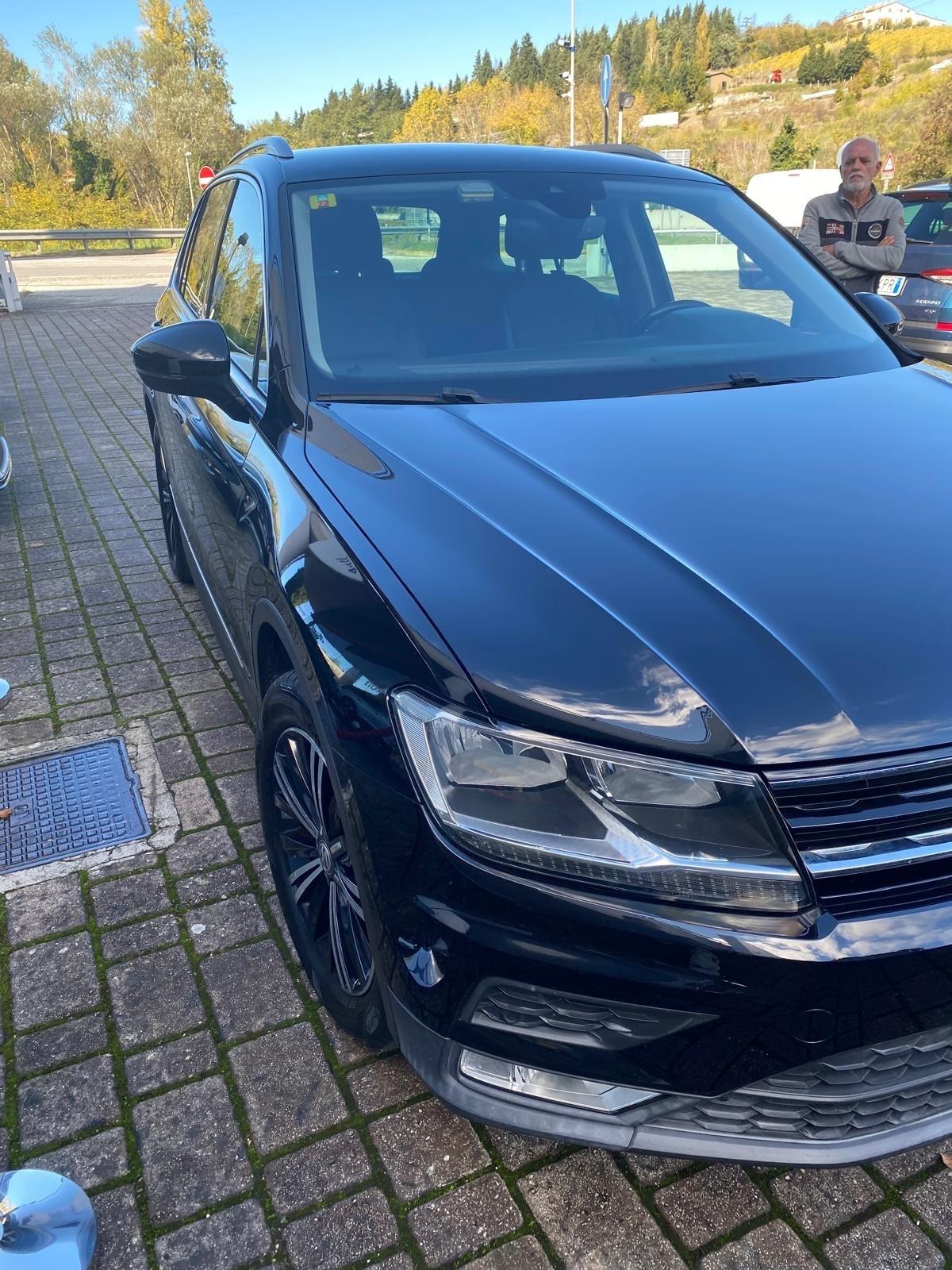 Volkswagen Tiguan 2.0 TDI SCR DSG Business BlueMotion Technology