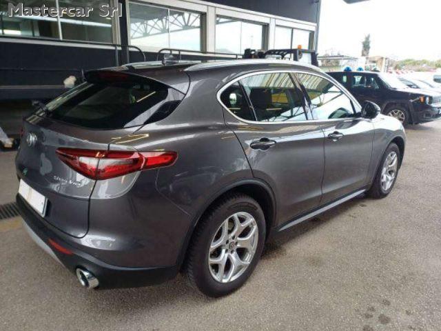 ALFA ROMEO Stelvio Stelvio 2.2 td Business Q4 4x4 190cv autom. - ta