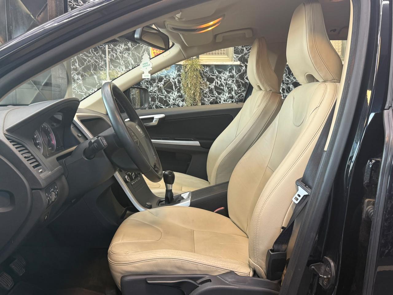 Volvo XC 60 XC60 2.4 D Momentum