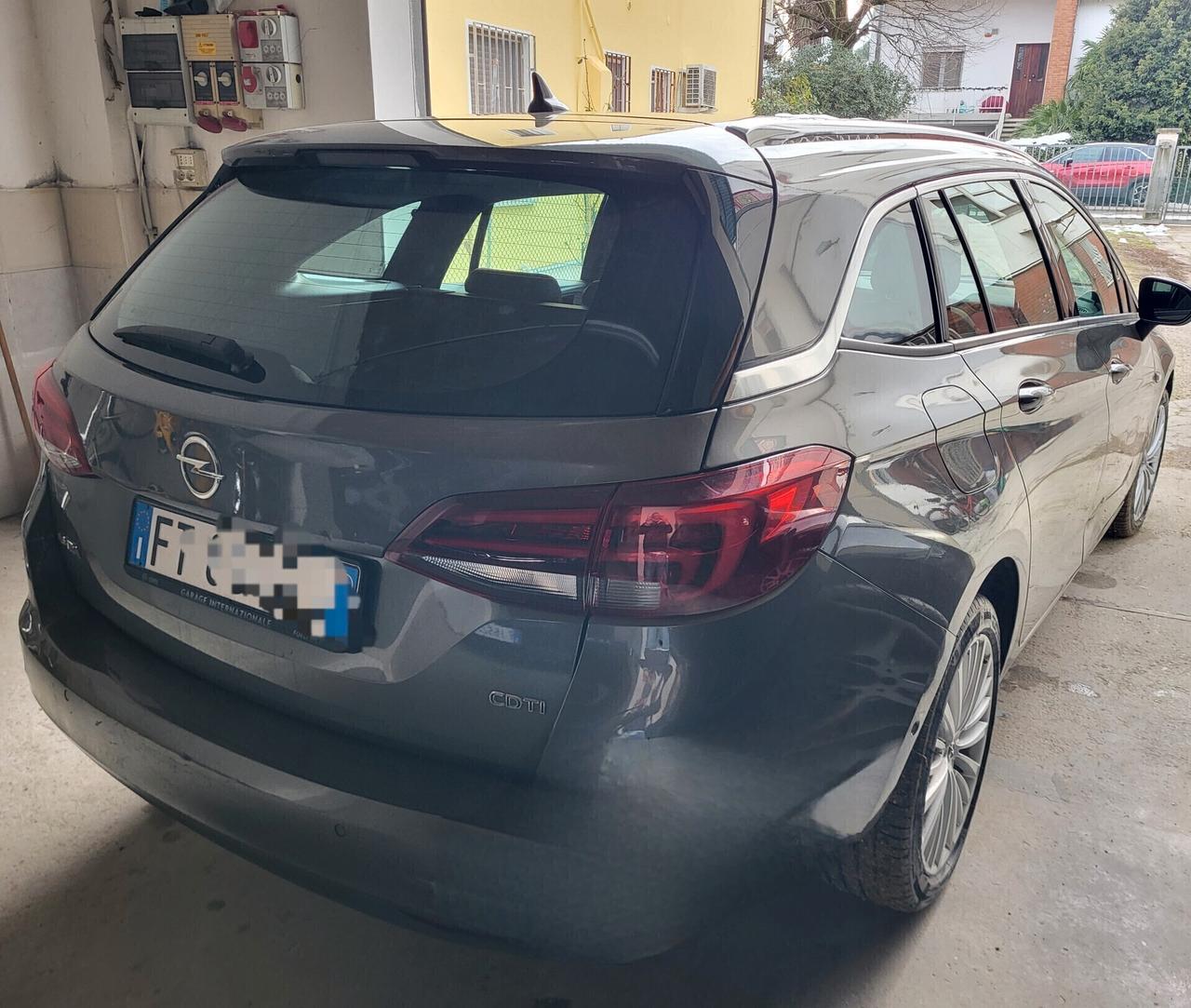 Opel Astra 1.6 CDTi 136CV aut. Sports Tourer Dynamic