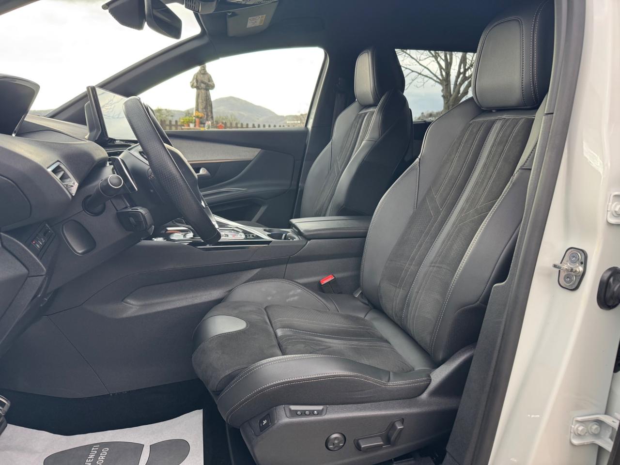 Peugeot 3008 BlueHDi 130 S&S EAT8 GT Pack