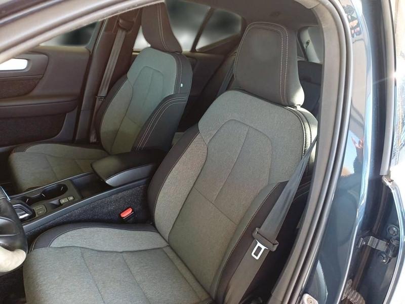 VOLVO XC40 T5 Plug-in Hybrid auto Recharge Inscription Expression