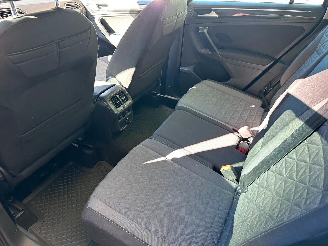 Volkswagen Tiguan 2.0 TDI 150 CV SCR DSG Elegance