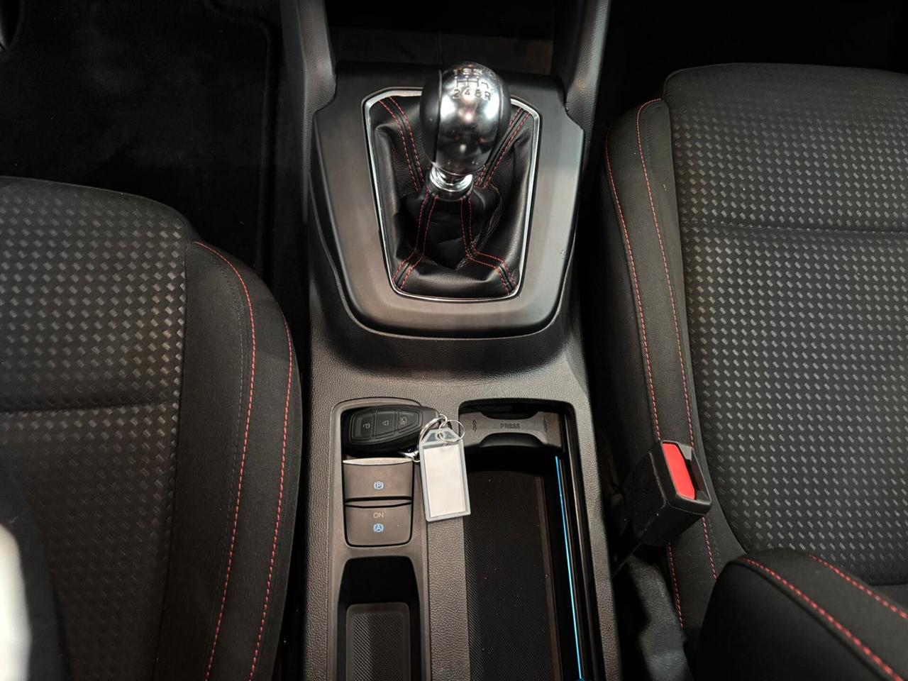 Ford Focus 1.0 EcoBoost Hybrid 125 CV SW ST-Line