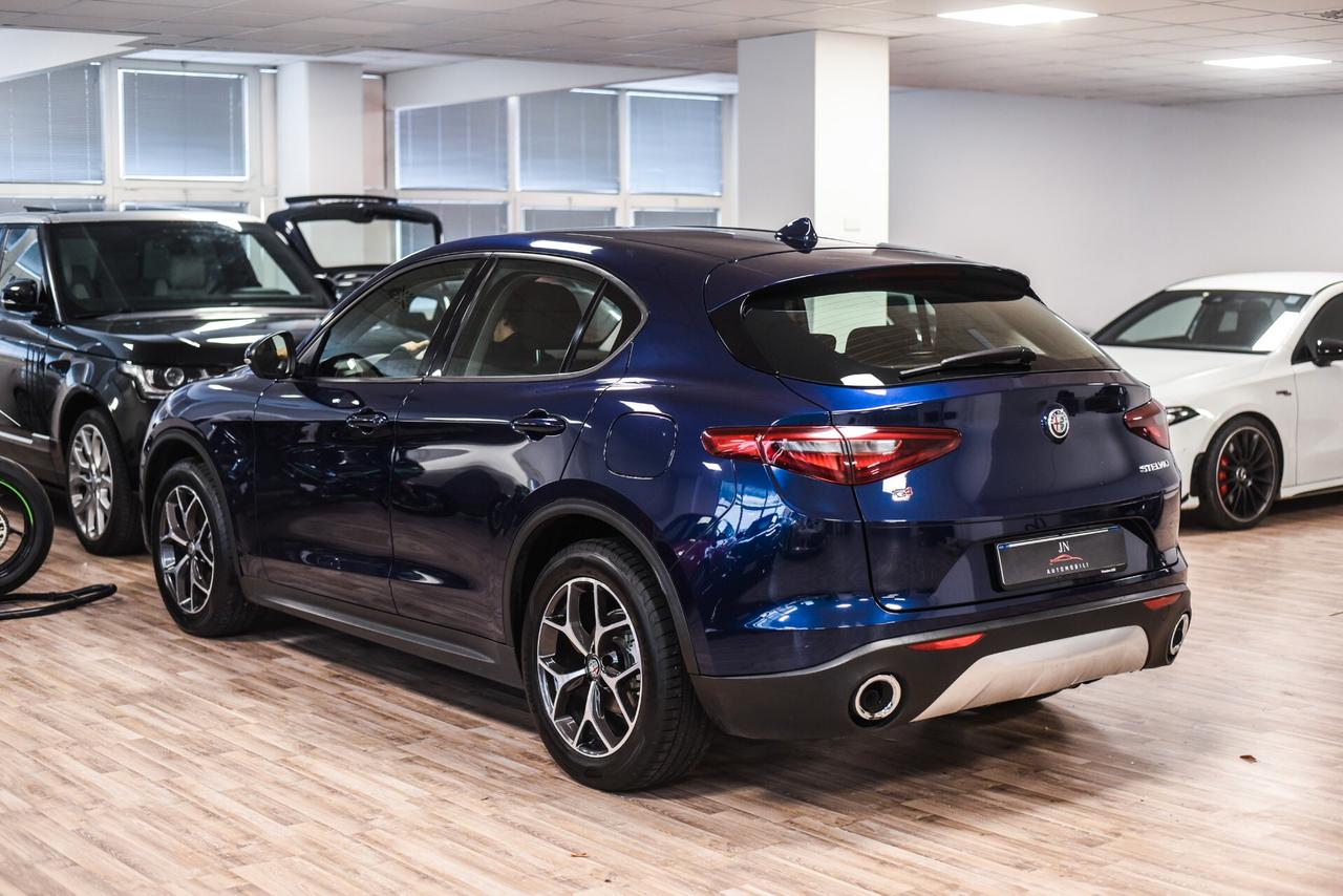 Alfa Romeo Stelvio 2.2 Turbodiesel 190 CV AT8 Q4