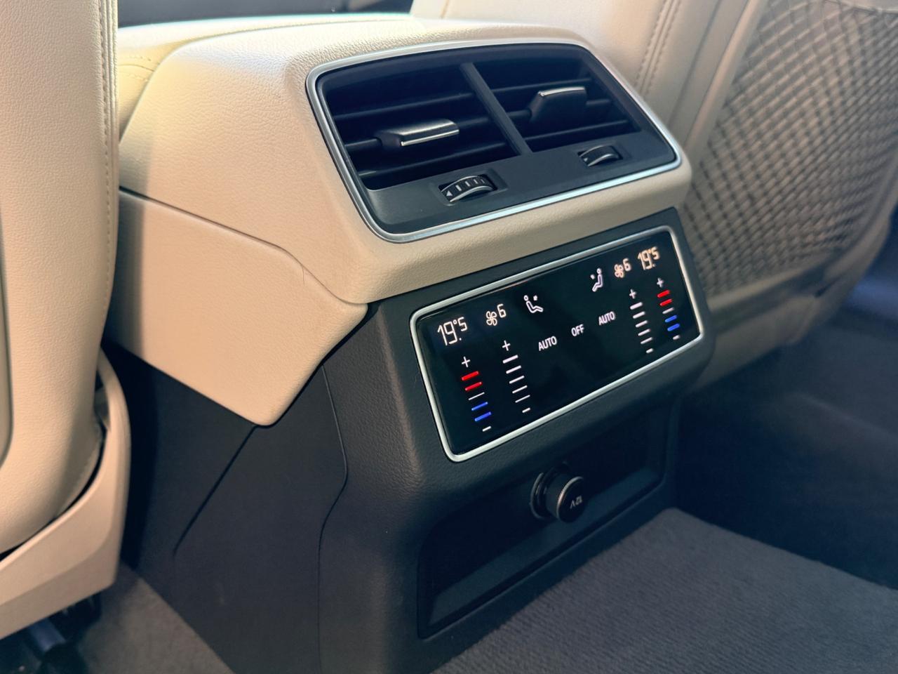 Audi A6 Avant 40 2.0 TDI S tronic Business