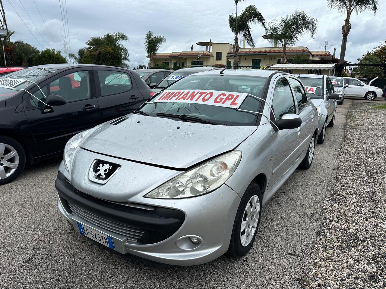 Peugeot 206 Plus 1.2 gpl 2011