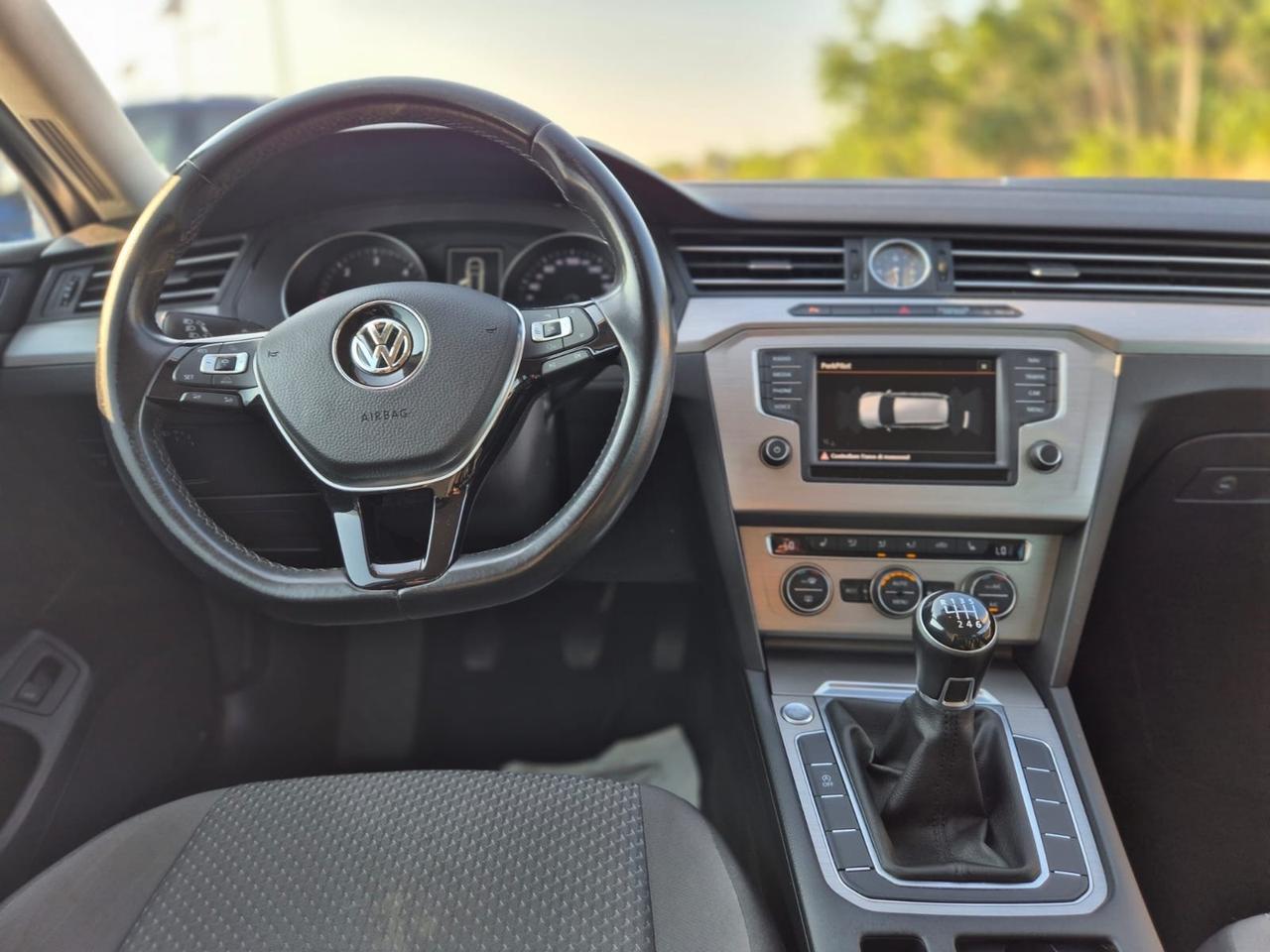 Volkswagen Passat 1.6 TDI Business BlueMotion Technology