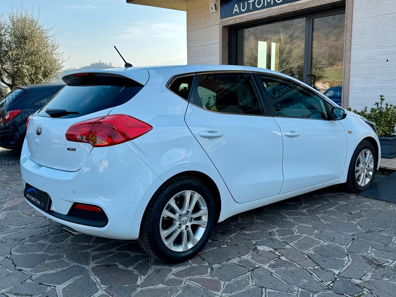 Kia Ceed cee'd 1.6 CRDi 110 CV 5 porte Cool
