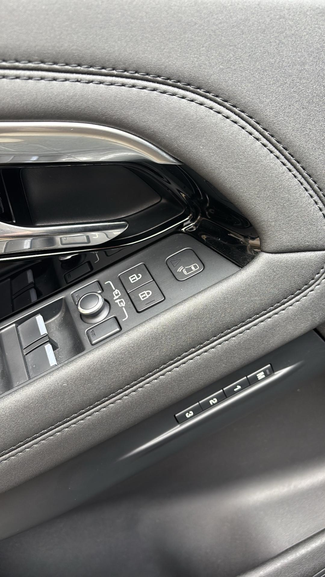 Land Rover Range Evoque 1.5 I3 PHEV 300 CV AWD Auto SE