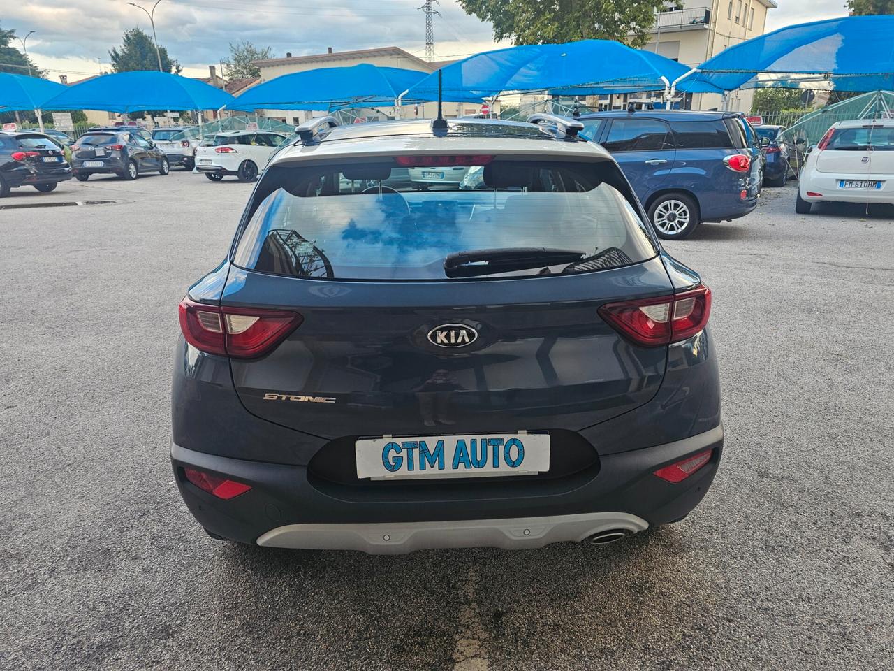 Kia Stonic 1.4 MPI 100 CV Style - Neopatentati