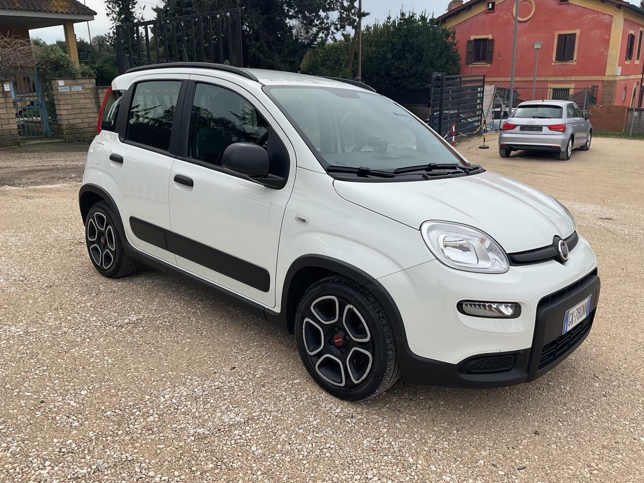 Fiat Panda 1.0 FireFly S&S Hybrid City Cross