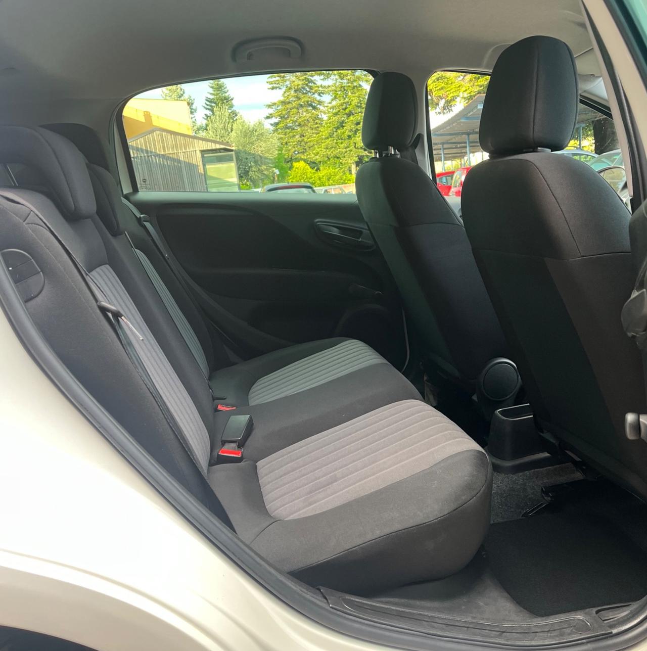 Fiat Punto 1.2 8V 5 porte Lounge-km81000-