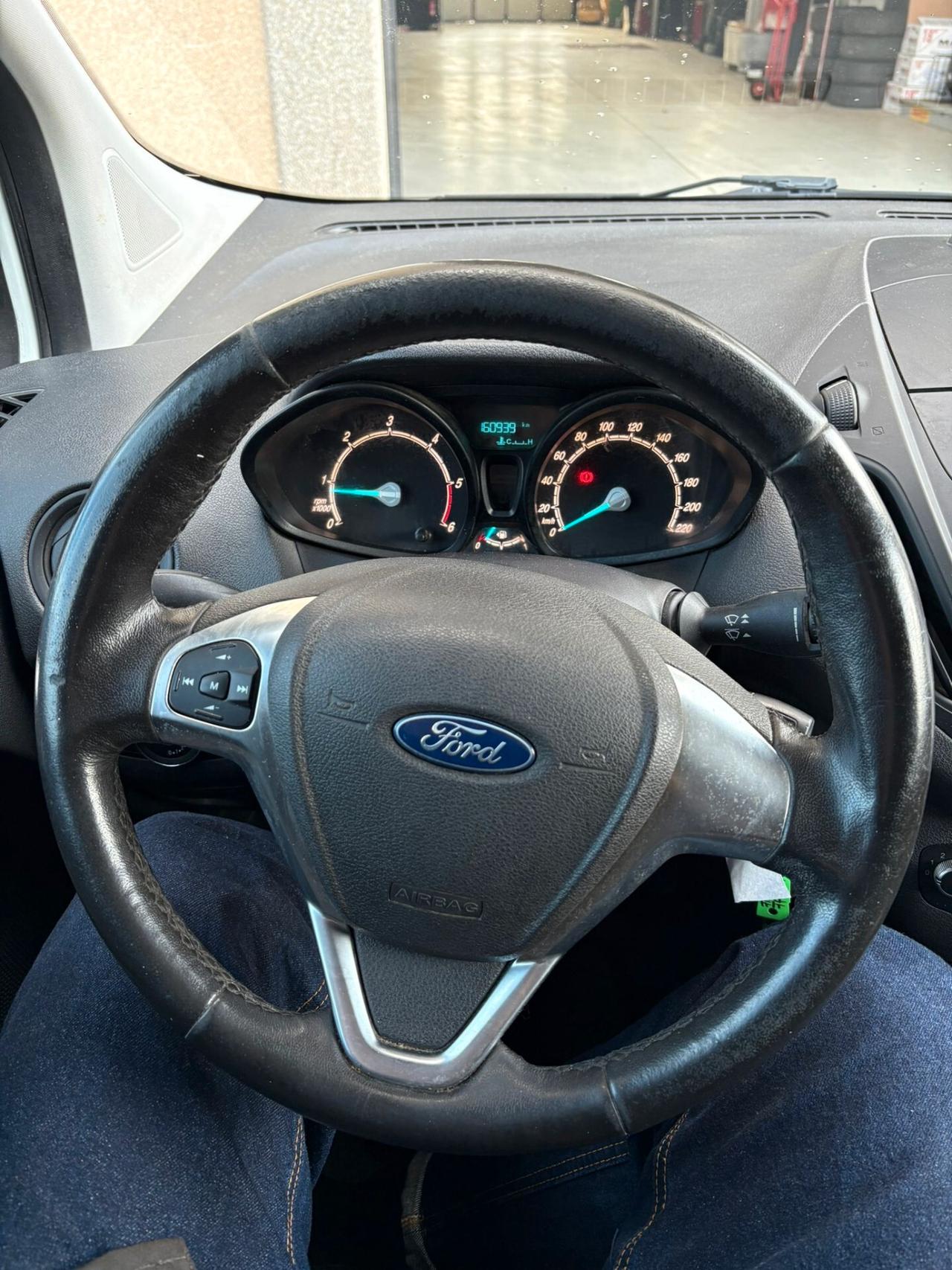 Ford Tourneo Connect 1.5 TDCi 100 CV Plus