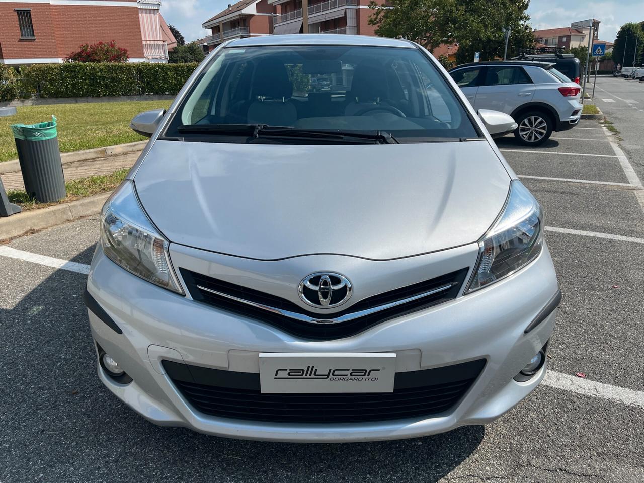Toyota Yaris 1.0 5 porte Lounge - 41.000km