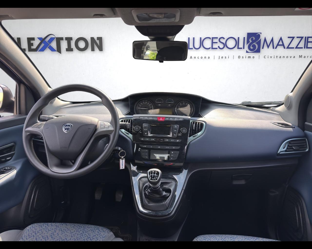 LANCIA Ypsilon 3ª serie - Ypsilon 1.0 FireFly 5 porte S&S Hybrid Oro