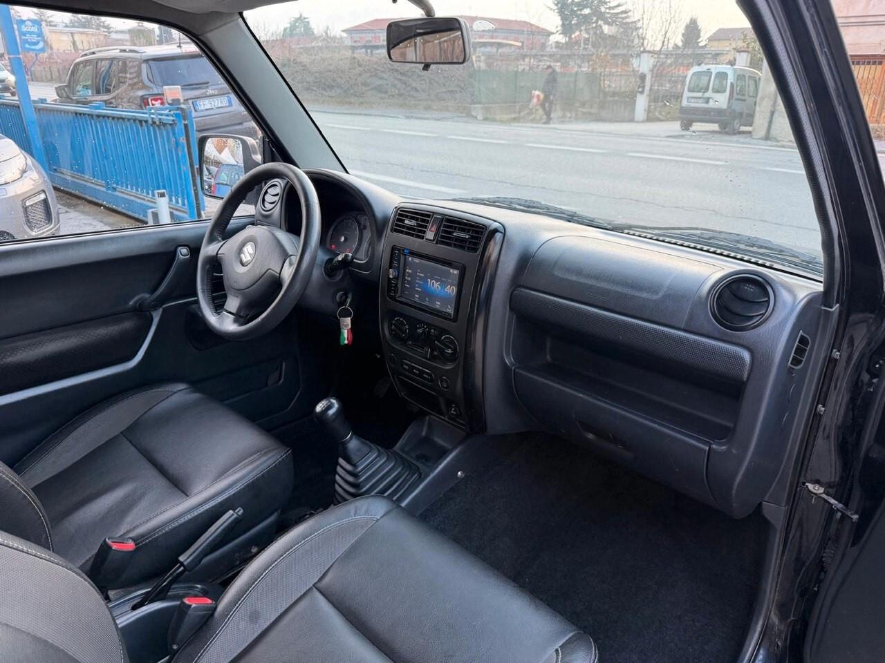 Suzuki Jimny 1.3i 16V cat 4WD JLX Più