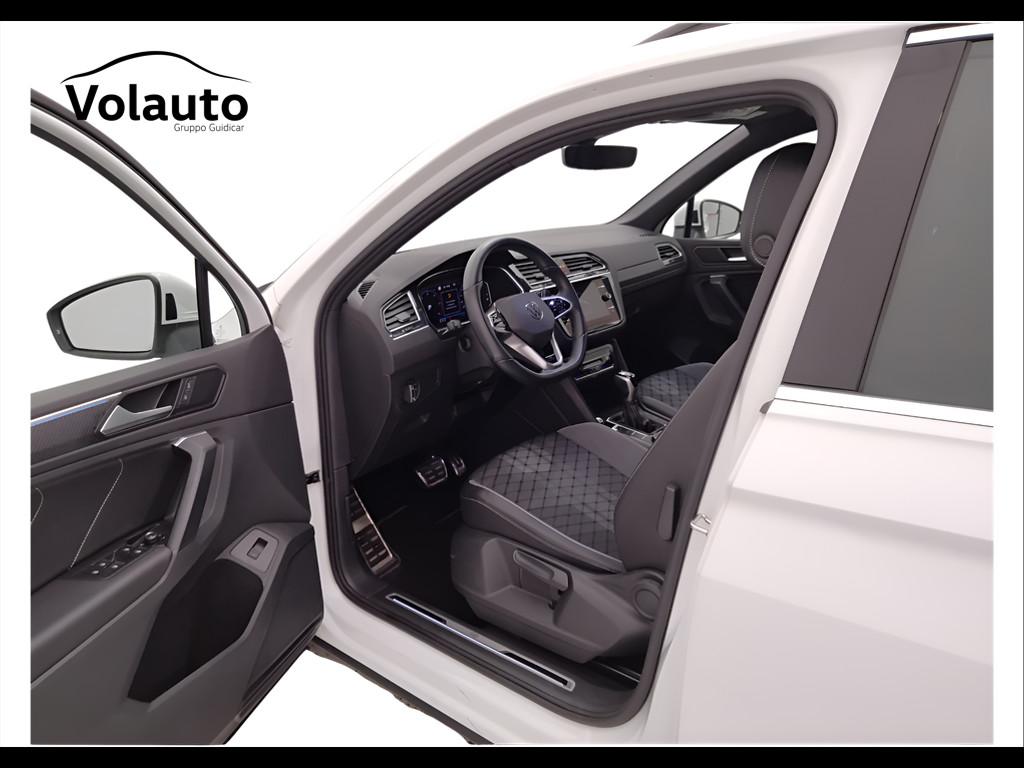 VOLKSWAGEN Tiguan II 2021 - Tiguan 2.0 tdi R-Line 4motion 150cv dsg