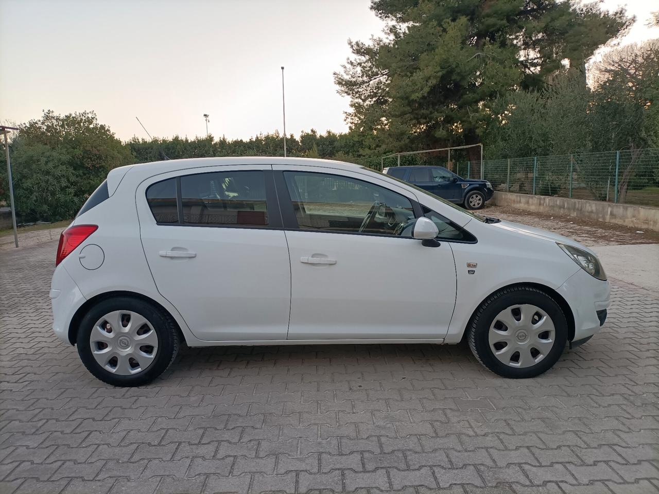 Opel Corsa 1.2 80CV 5 p. GPL-TECH Edition