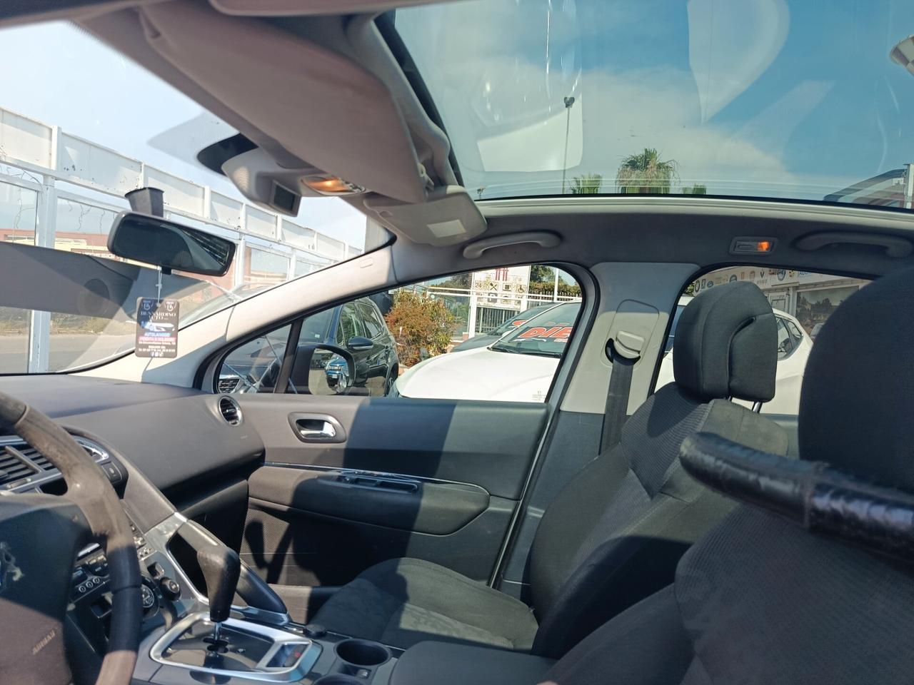 Peugeot 3008 1.6 HDi 112CV cambio robotizzato Premium