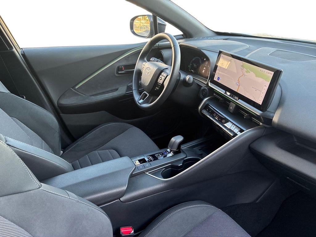 Toyota C-HR 1.8 hv Lounge fwd e-cvt