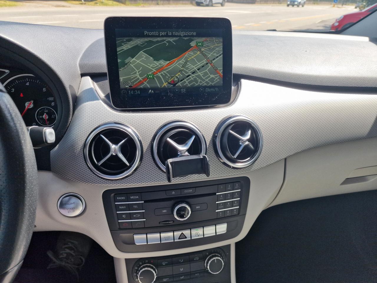 Mercedes-benz B 180 B 180 d Automatic Business