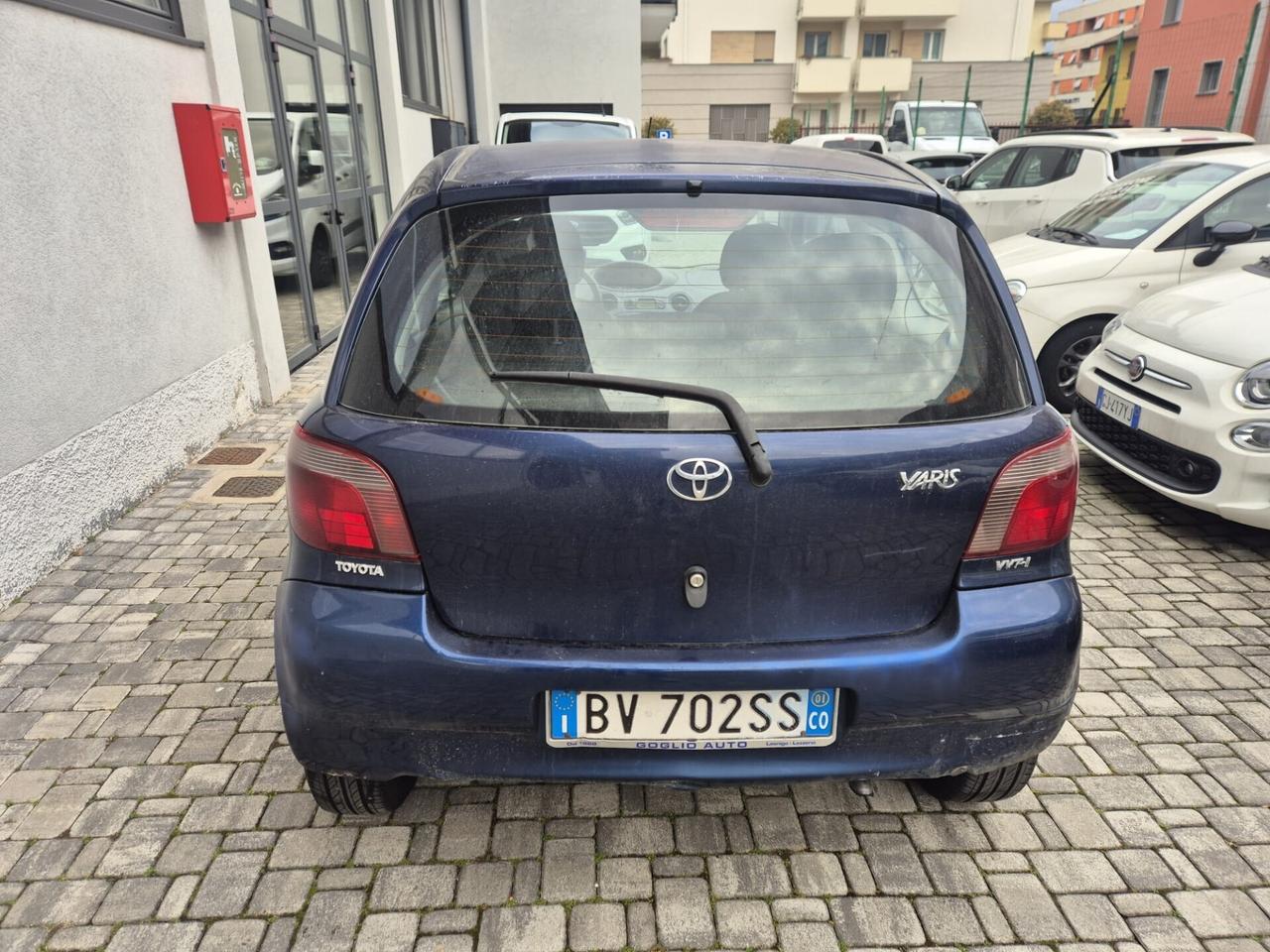 Toyota Yaris 1.0i 16V 3 porte