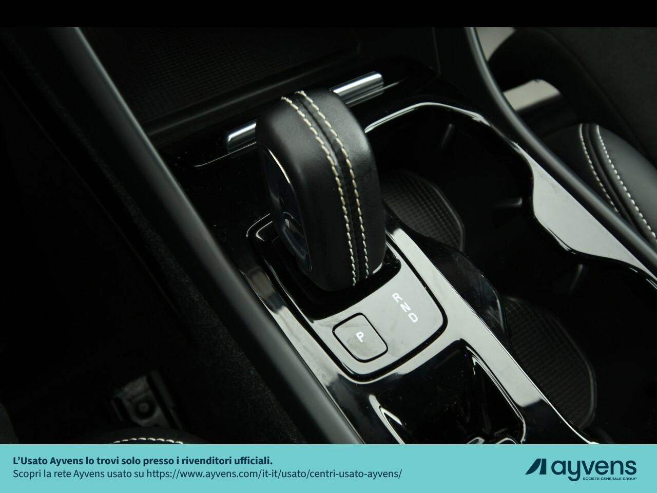 Volvo XC40 B4 AWD Geartronic R-design