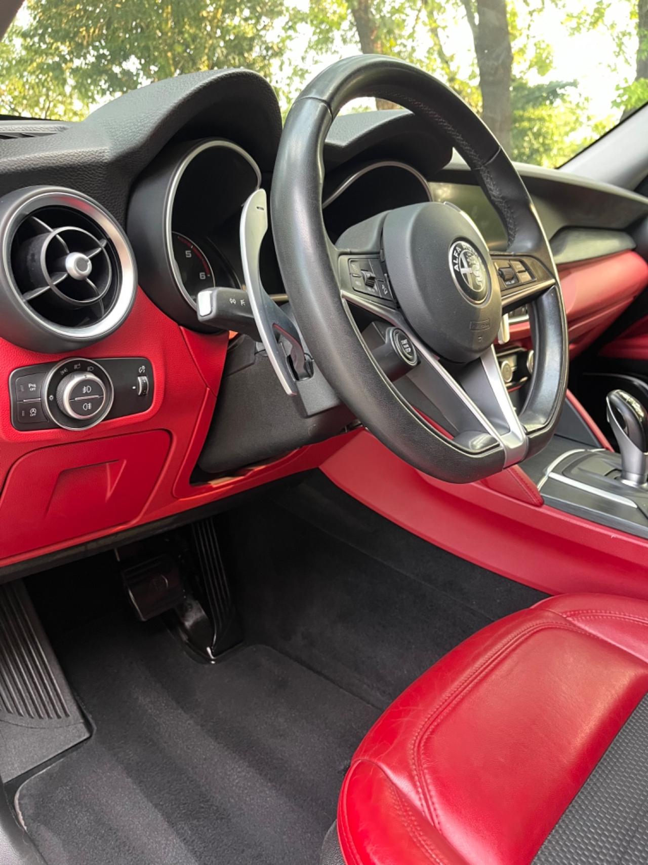 Alfa Romeo Stelvio 2.2 TOTAL BLACK 210 CV AT8 Q4 Executive