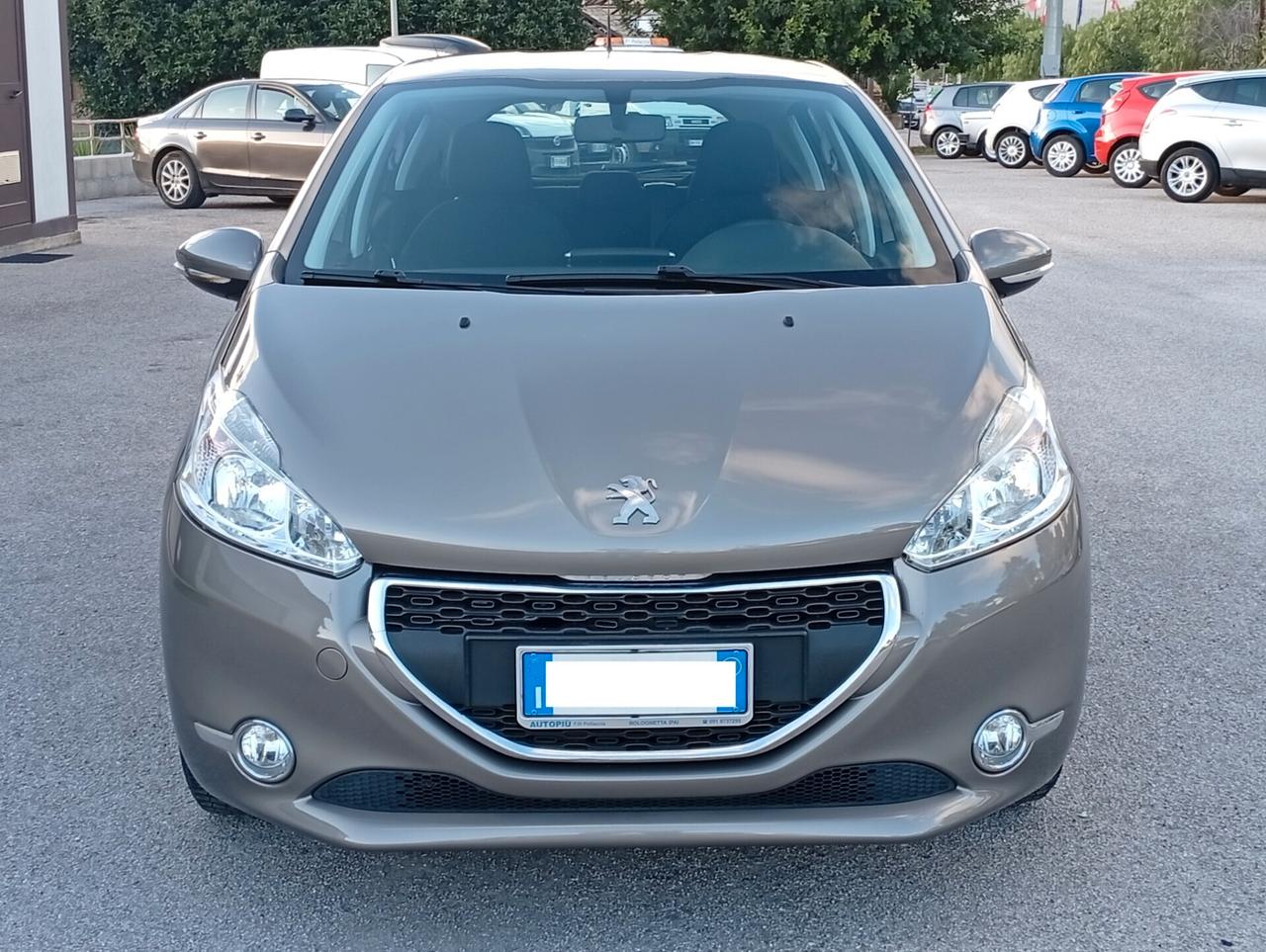 Peugeot 208 PureTech 82cv 5 porte Allure